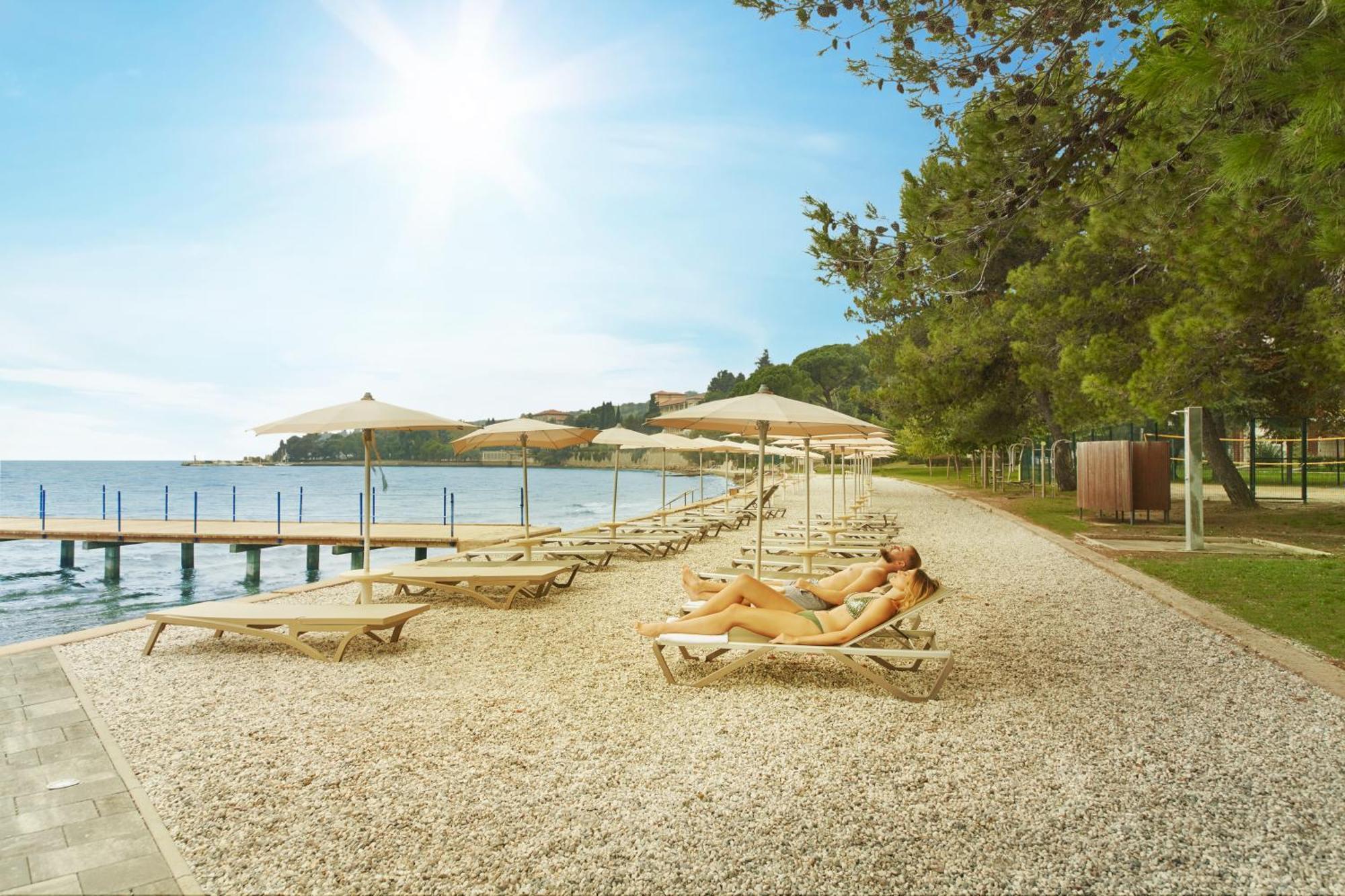 Adria Apartments - Hotel & Resort Adria 안카란 외부 사진