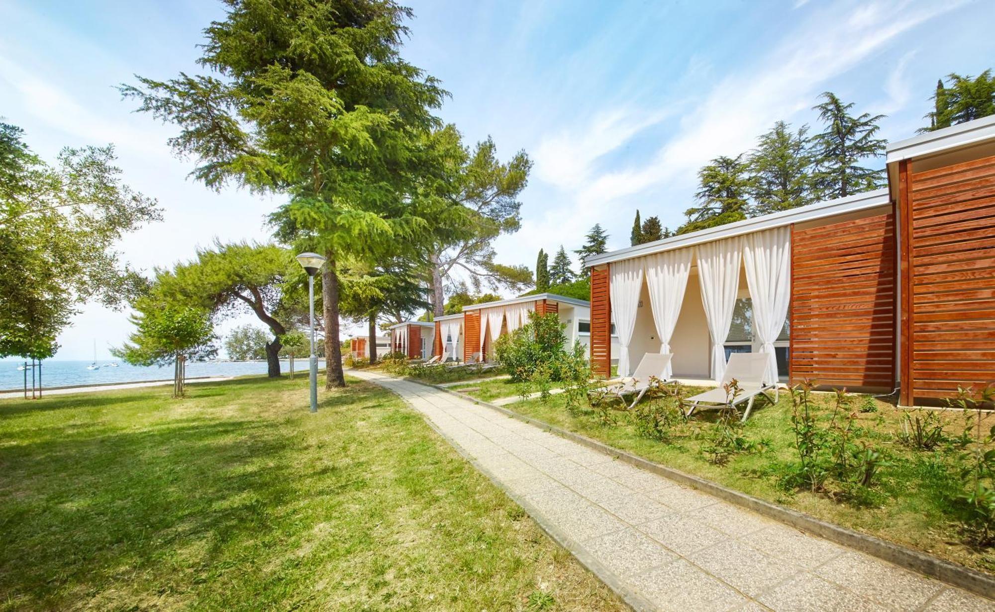 Adria Apartments - Hotel & Resort Adria 안카란 외부 사진